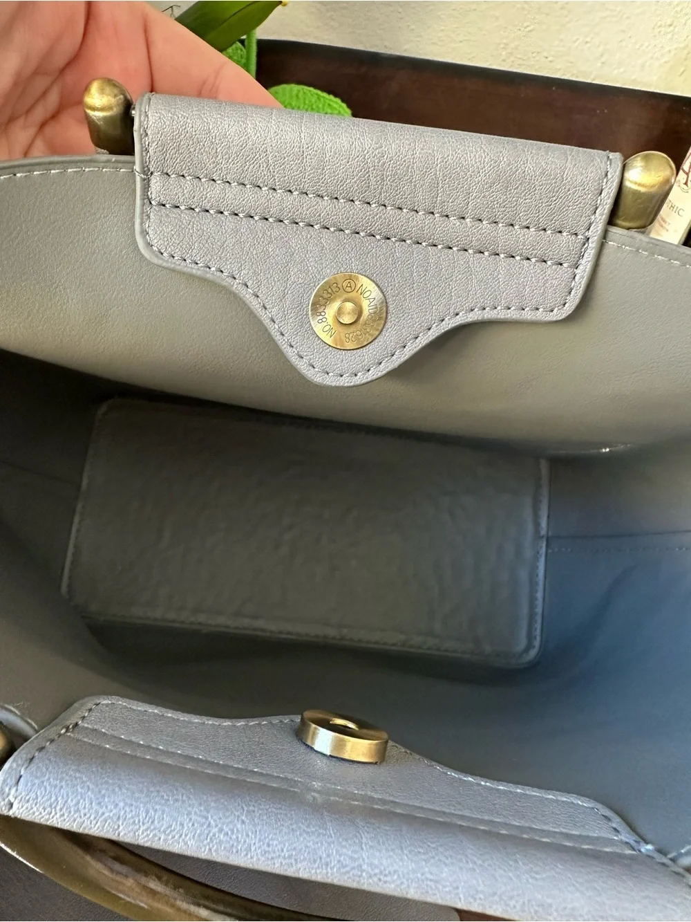 Antik Kraft Light Gray Crossbody Bag with Gold Handle